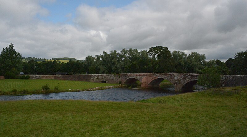 File:Brougham Castle Bridge crossing The River Eamont - geograph.org.uk - 6247554.jpg