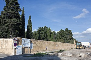 Extension du cimetière.