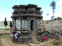 Candi Gatotkaca