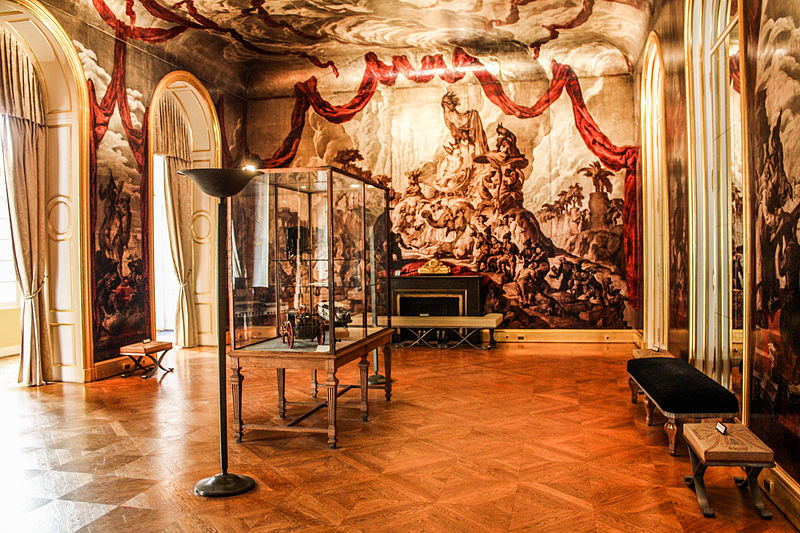 File:Carnavalet Museum, Paris 24 August 2013 007.jpg