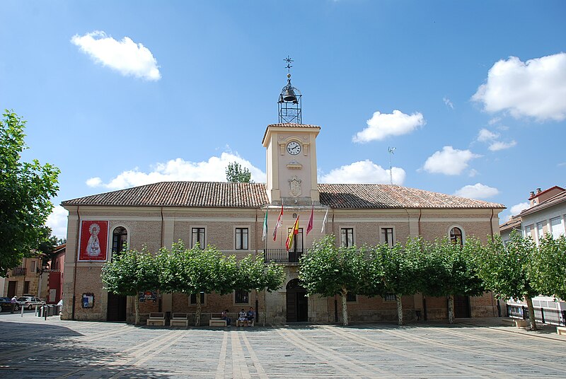 File:CarriónDeLosCondes 001 Ayuntamiento.JPG