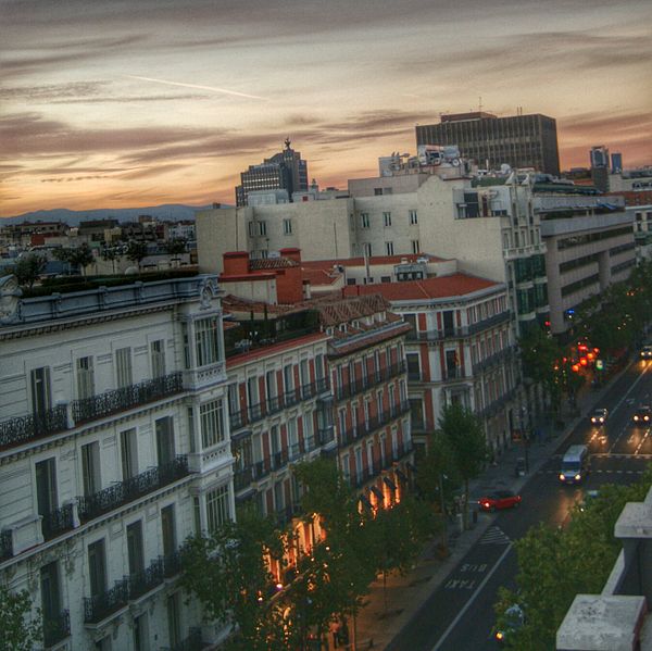 File:Cielos de Madrid 1.jpg