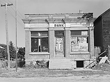 A closed bank in Haverhill, 1939 Closed bank in Haverhill, Iowa. 1939.jpg