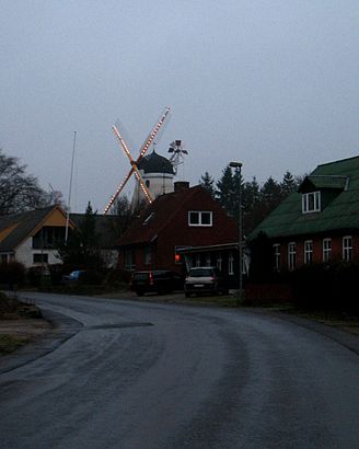 Sådan kommer du til Ulbølle Mølle med offentlig transport – Om stedet