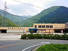 本社がある土合口駅