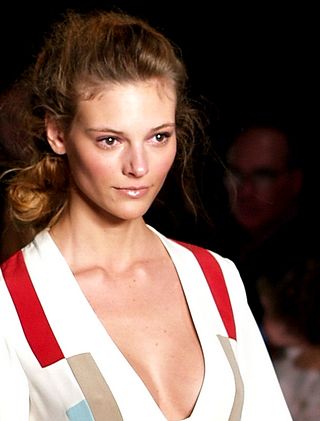 <span class="mw-page-title-main">Fabiana Semprebom</span> Brazilian model (born 1984)