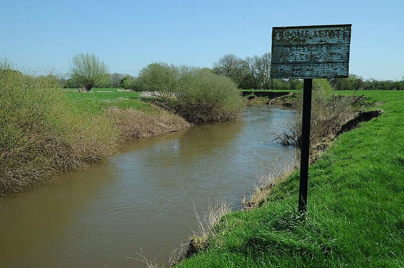 File:Faded Croome Estate sign - geograph.org.uk - 5751765.jpg