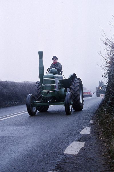File:Field Marshall tractor, road run, Monkton Heathfield, Taunton 1.1.1993 (9965519266).jpg