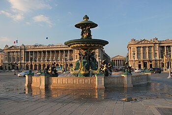 Fontaine-place-de-la-concorde-paris.jpg