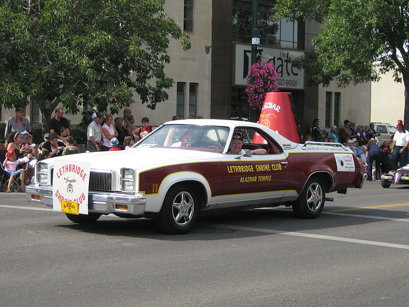 File:GMC Caballero Shriner's vehicle (2782687013).jpg