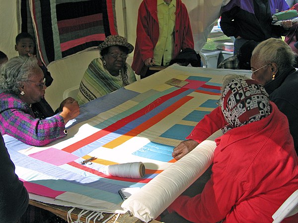 Women of Gee's Bend, Alabama quilting, 2005