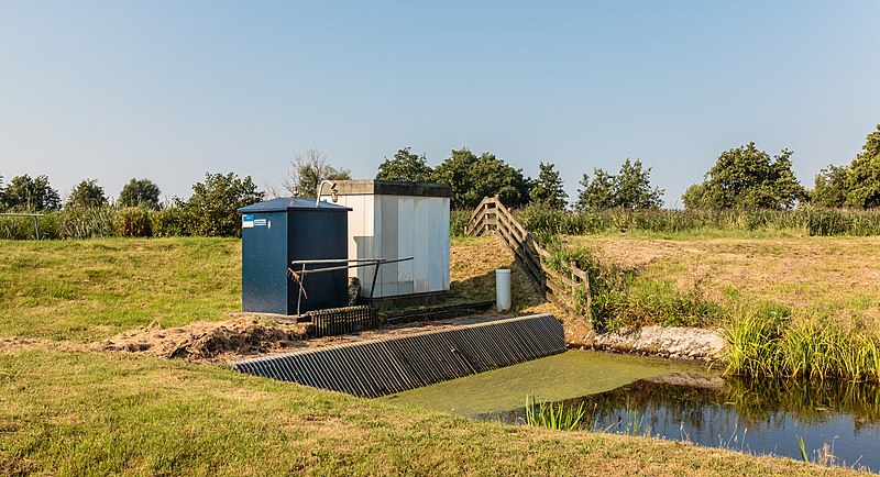 File:Gemaal Leijepolder. Wetterskip Fryslân in Súdwest-Fryslân. 12-08-2020. (actm.) 05.jpg