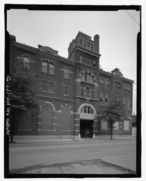 File:General view of main (west) wall on Columbia Street, original constructed as one building. It became known as three separate buildings, Building -2 brew house, -2A grain handling and -3 HABS KY-177-5.tif