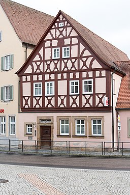 Gerolzhofen, Schallfelder Straße 2-20160131-001