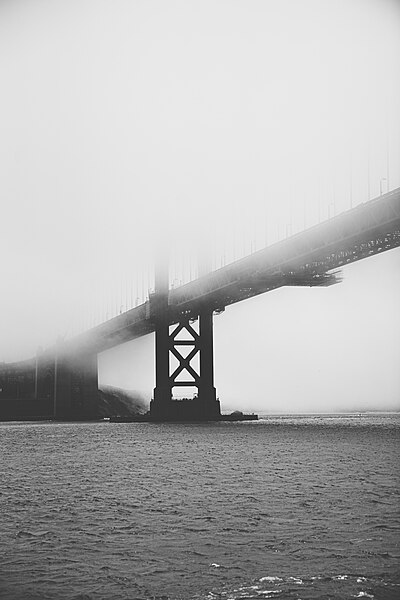 File:Golden Gate Bridge in Fog (52190320173).jpg