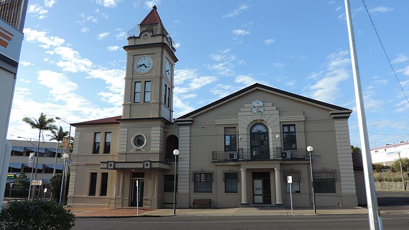 File:Gympie Town Hall, 2015.jpg