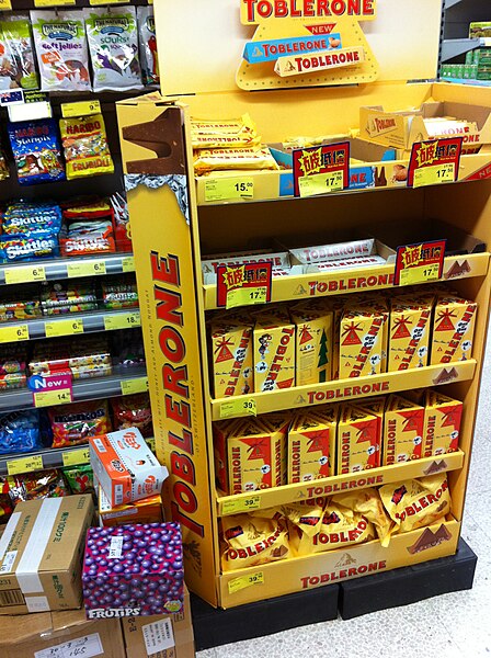 File:HK Sheung Wan Fook Sing Court Parkn Shop product Toblerone Nov-2012.JPG