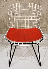 Bertoia chair (child sized model) Harry bertoia per knoll international inc., sedia da bambino (mod. 426-2), new york 1950-52 (1953).jpg