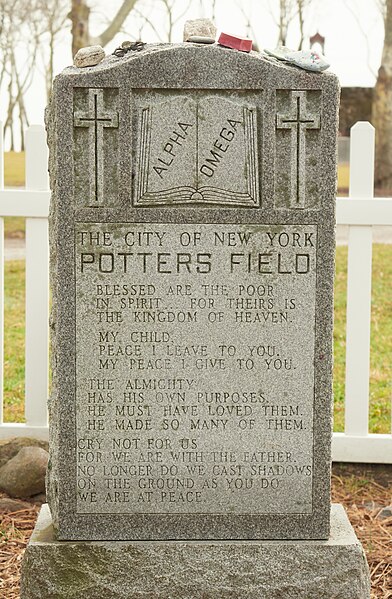 File:Hart Island Potter's Field Monument.jpg