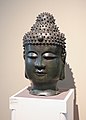 Tête de Bouddha en bronze (Chine) au Musée Mimara