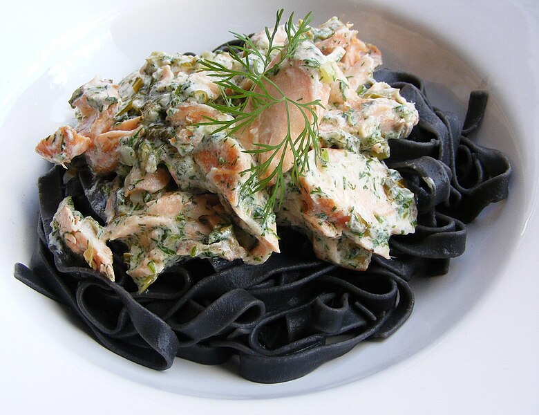 File:Hot Smoked Salmon with black Tagliatelle.jpg