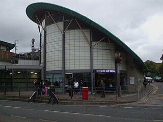 <span class="mw-page-title-main">Hounslow East tube station</span> London Underground station