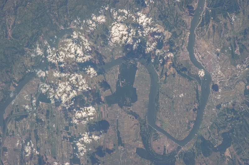 File:ISS036-E-14038 - View of Serbia.jpg