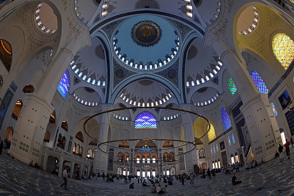 Istanbul Big Camlica Mosque june 2019 1986