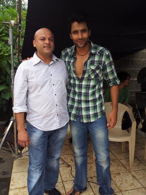 Jackky Bhagnani with Deepak Bhanushali during shoot of Rangrezz