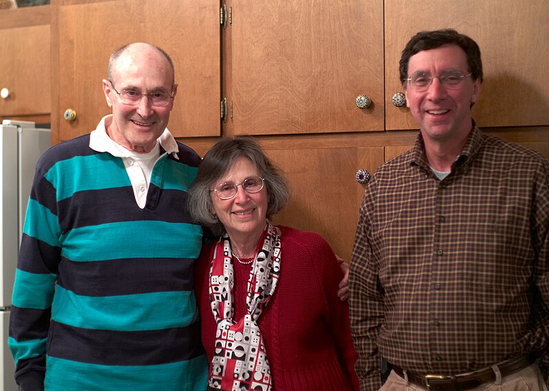 File:Joe Lodge, Sheila Lodge and John Markoff.jpg