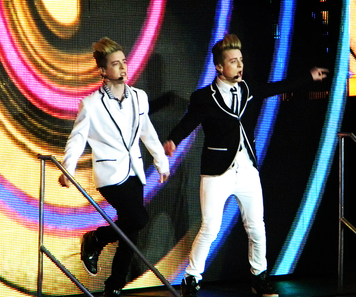 File:John & Edward (Live X Factor 2010) 3.png