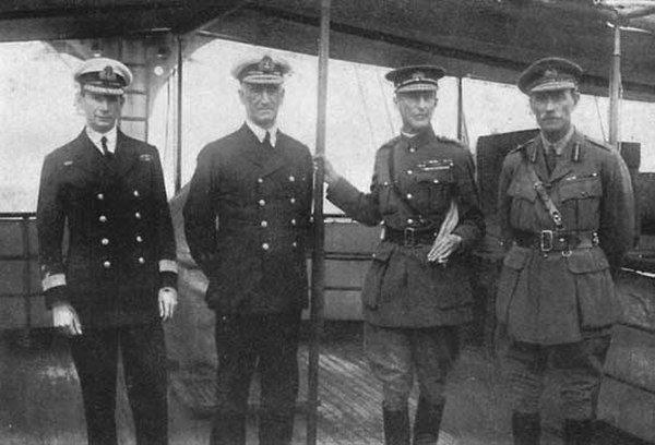 Sir Roger Keyes, Vice-Admiral De Robeck, Sir Ian Hamilton, General Braithwaite.