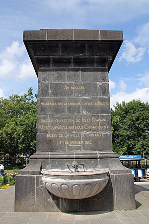 Koblenz im Buga-Jahr 2011 - Kastorbrunnen 01.jpg