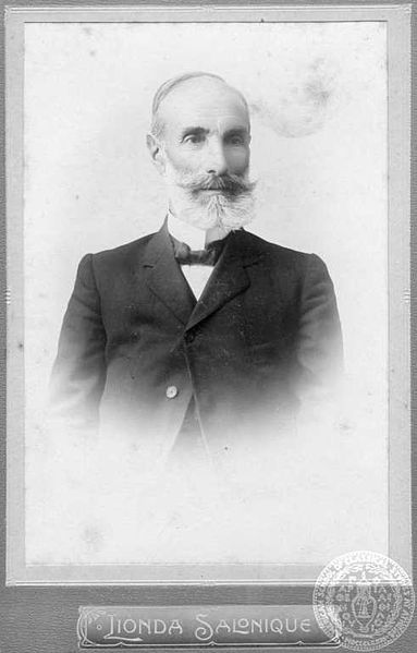 File:Konstantinos Vatikiotis Mihail Liontas.jpg