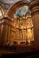 Hauptaltarraum mit Kuppel, Iglesia de la Compañía de Jesus, Quito, Ecuador