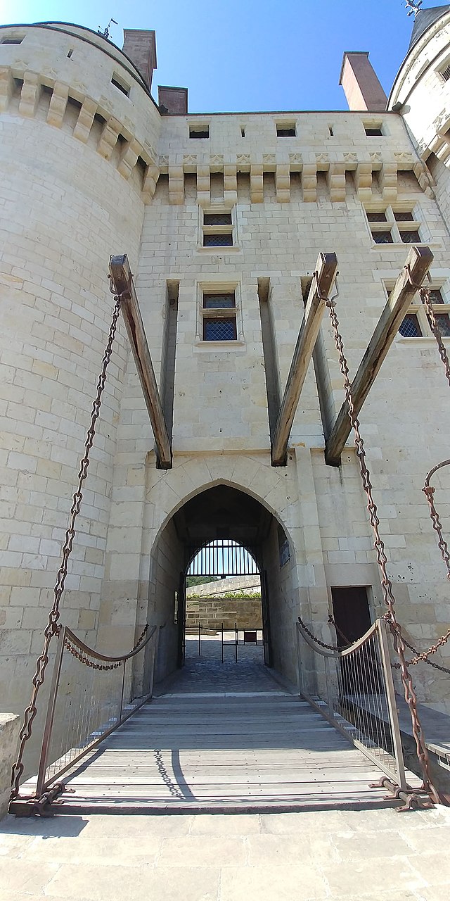La puerta levadiza del Castillo de Langeais