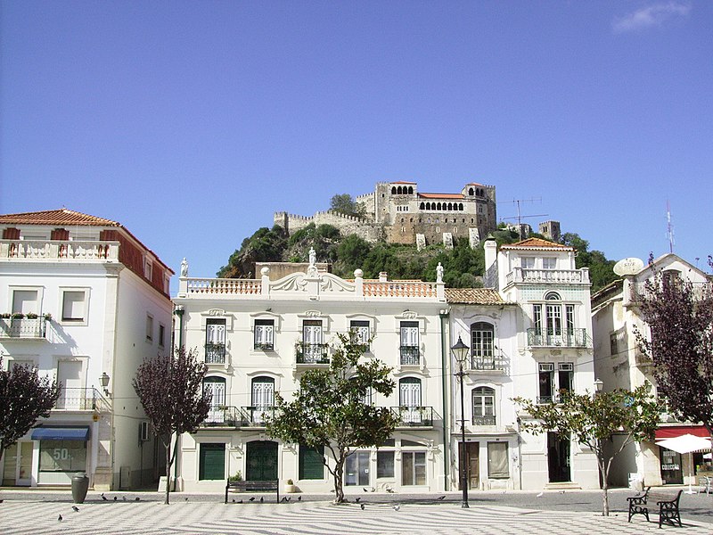 File:Leiria (1413403629).jpg