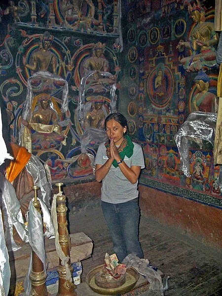 File:Lhalung Gompa.jpg