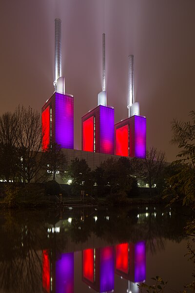 File:Linden power plant night illumination Spinnereistrasse Linden Hanover Germany.jpg