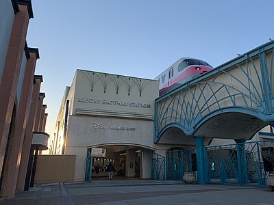 リゾートゲートウェイ・ステーション駅