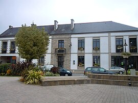 Mairie de Cléguérec.JPG