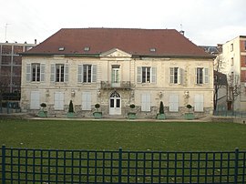 Maison des Gardes, Teil des Guise Castle