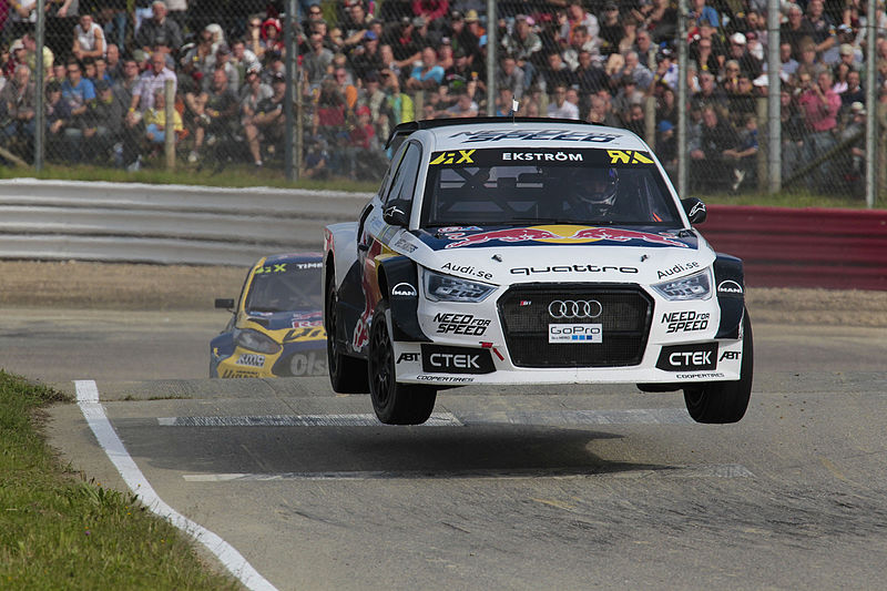 File:Mattias Ekström (Audi S1 EKS RX quattro) (21187577762).jpg