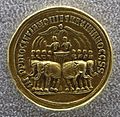 Medaglione di diocleziano e massimiano ercole, 287 dc, oro, da dieci aurei, con quadriga di elefanti, soldati e vittoria 2.JPG