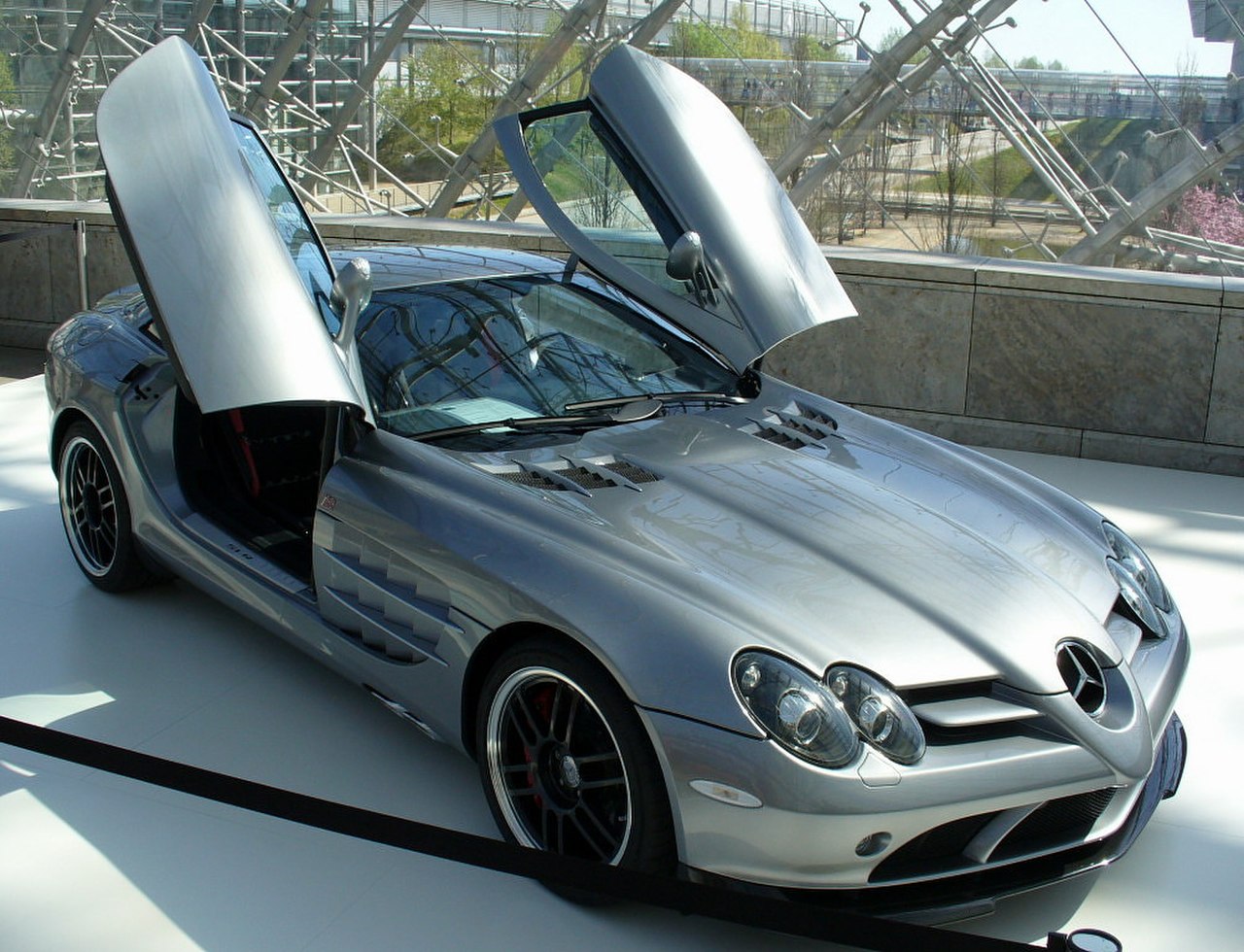 Image of Mercedes-Benz SLR 722-Edition