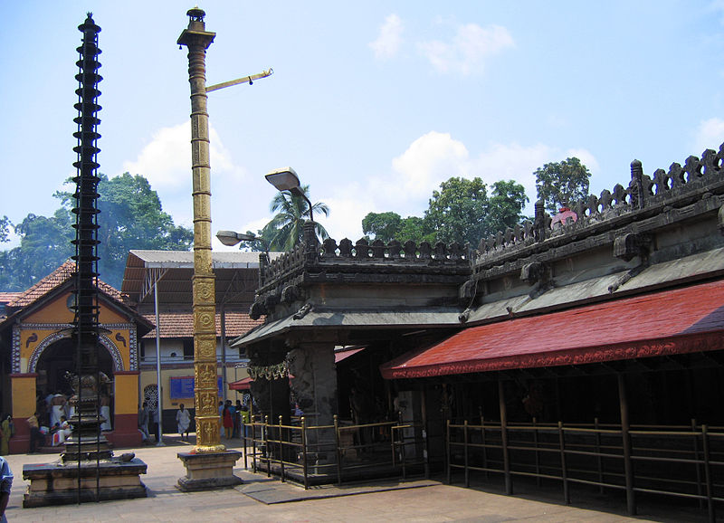 File:Mookambika Temple, Kollur.jpg