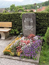 2013 aufgenommenes Foto der Grabstelle von Münter und Eichner in Murnau