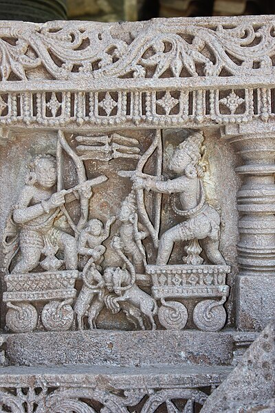 File:Mythological scene from the Hindu legend in relief in the Amrutesvara temple at Amruthapura.JPG