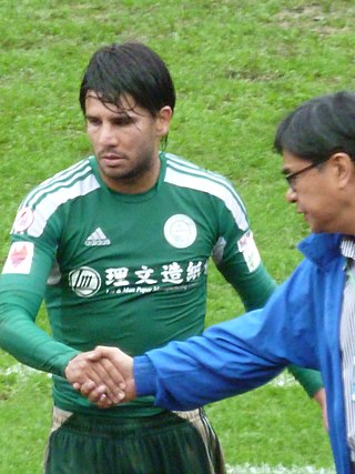 <span class="mw-page-title-main">Aender</span> Brazilian-born Hong Kong footballer (born 1983)