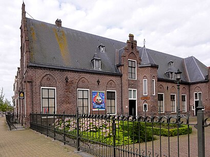 Hoe gaan naar Museum Kerkelijke Kunst met het openbaar vervoer - Over de plek